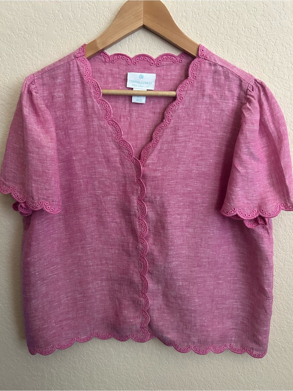 Cynthia Rowley Short Sleeve Pink Scalloped-Trim Linen Top